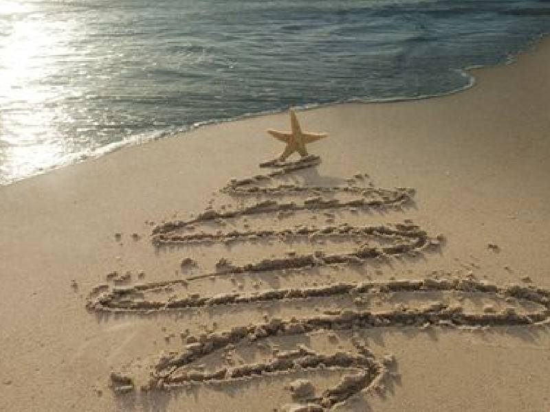 Celebrate the holidays at Zon Zee Strand